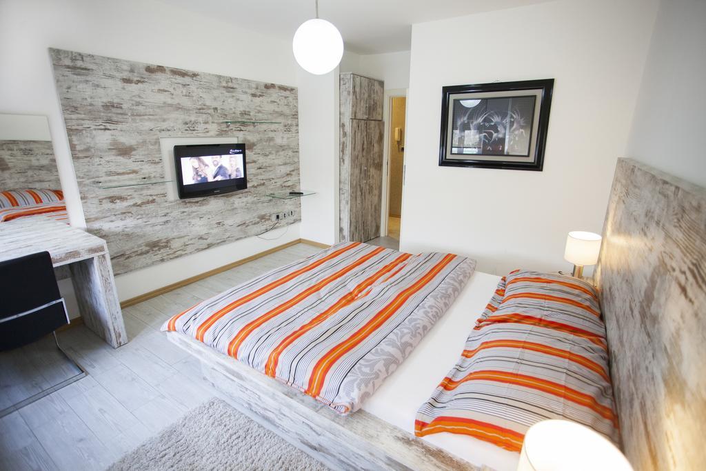 Apartment Red Belgrad Zimmer foto